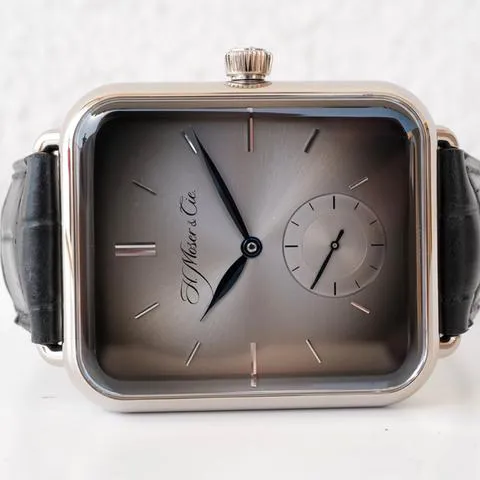 H. Moser & Cie. Henry 5324 44mm White gold Gray 12