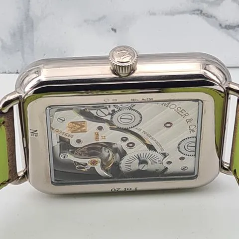 H. Moser & Cie. Henry 38mm White gold Green 3