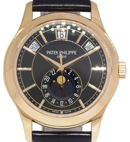 Patek Philippe Annual Calendar 5205R-010 40mm Rose gold Black