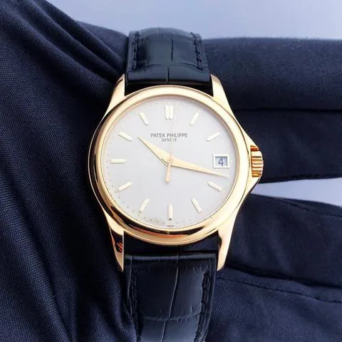 Patek Philippe Calatrava 5127R-001 37mm Rose gold Silver 1