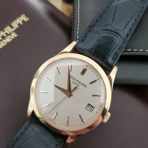 Patek Philippe Calatrava 5296R-010 38mm Rose gold Silver