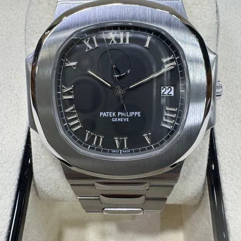 Patek Philippe Nautilus 3710/1A-001 42mm Stainless steel Black