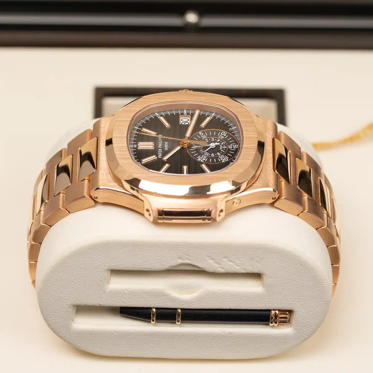 Patek Philippe Nautilus 5980/1R-001 40.5mm Rose gold Black 1