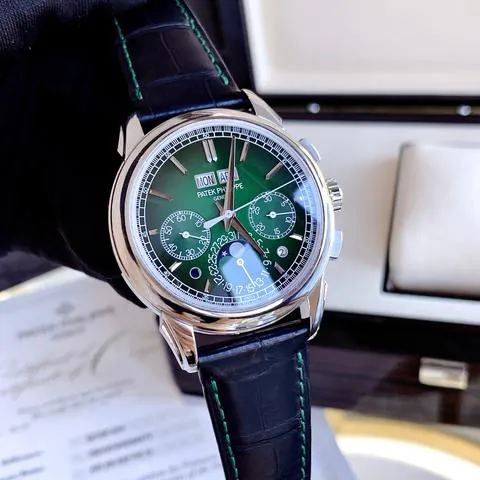 Patek Philippe Perpetual Calendar Chronograph 5270P-014 41mm Platinum Green