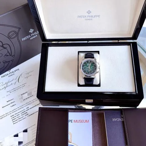 Patek Philippe Perpetual Calendar Chronograph 5270P-014 41mm Platinum Green 6