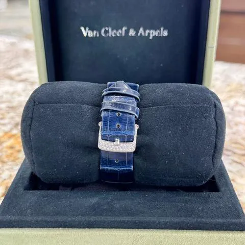 Van Cleef & Arpels Alhambra VCARN25800 38mm White gold Blue 6