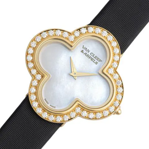 Van Cleef & Arpels Alhambra VCARF52800 30mm Yellow gold 4