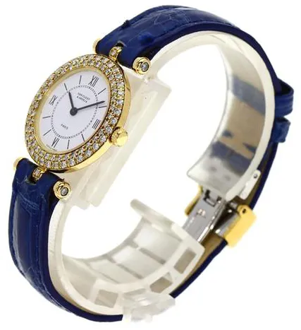 Van Cleef & Arpels 24mm Yellow gold White