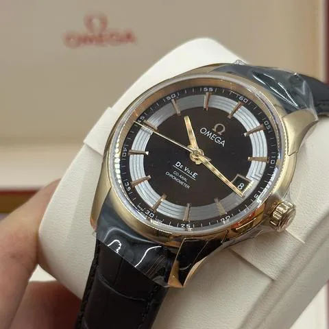 Omega De Ville Hour Vision 431.63.41.21.13.001 41mm Rose gold Brown