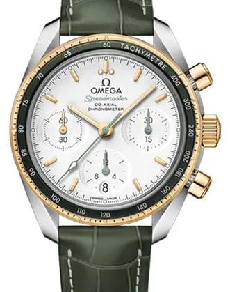 Omega Speedmaster 324.23.38.50.02.001 38mm Yellow gold and Stainless steel Silver