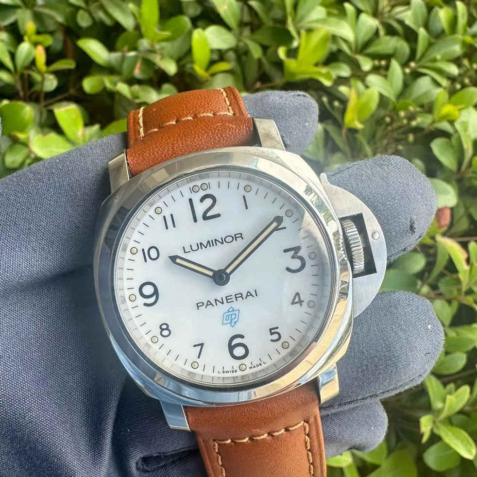 Panerai Luminor PAM 00775 44mm Stainless steel White