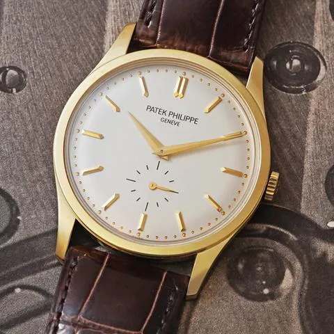 Patek Philippe Calatrava 5196J-001 37mm Yellow gold Silver 6