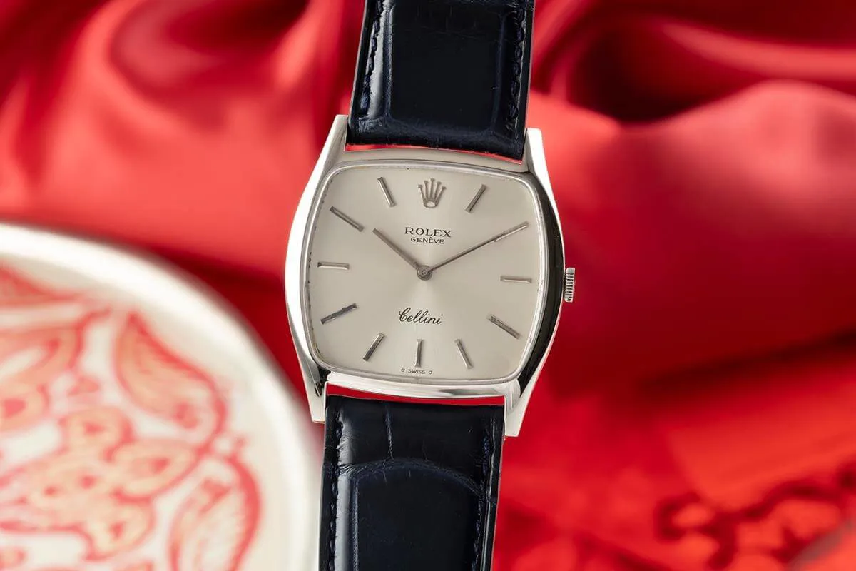 Rolex Cellini 3805 31mm White gold Silver