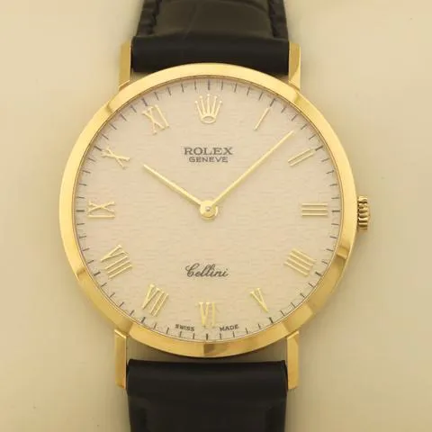 Rolex Cellini 4112 32mm Yellow gold Silver