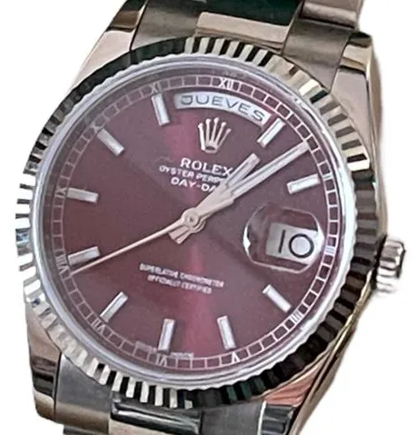 Rolex Day-Date 36 118239 36mm White gold Red