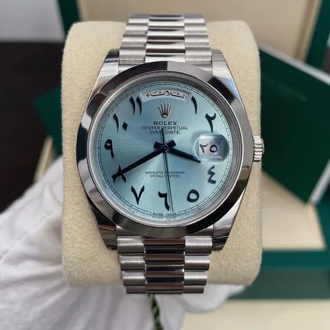 Rolex Day-Date 40 228206 40mm Platinum Blue