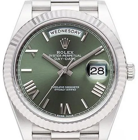 Rolex Day-Date 40 228239 40mm White gold Green