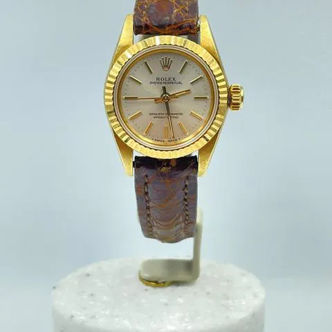 Rolex Oyster Perpetual 26 67198 Yellow gold White