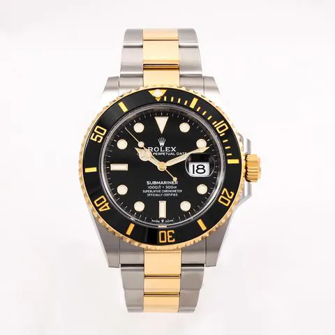 Rolex Submariner 126613LN 41mm Yellow gold and Stainless steel Black