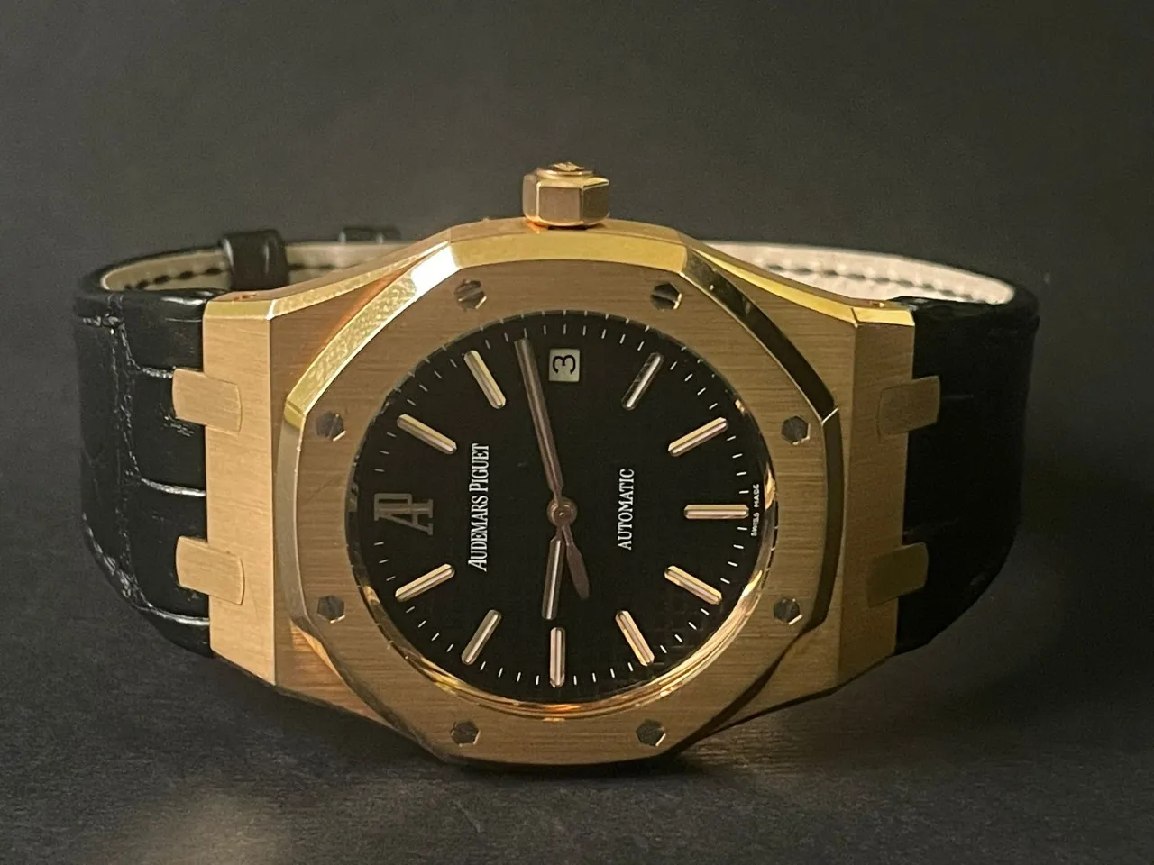 Audemars Piguet Royal Oak 15300OR.OO.D002CR.01 41mm Rose gold Black