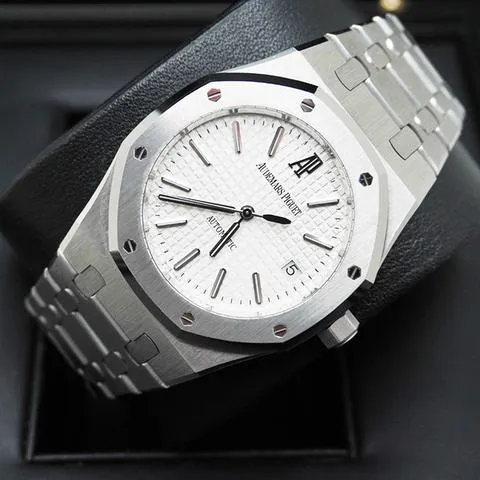 Audemars Piguet Royal Oak 15300ST.OO.1220ST.01 39mm Stainless steel Silver 1