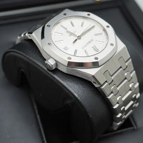 Audemars Piguet Royal Oak 15300ST.OO.1220ST.01 39mm Stainless steel Silver 2