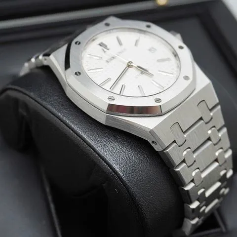 Audemars Piguet Royal Oak 15300ST.OO.1220ST.01 39mm Stainless steel Silver 4