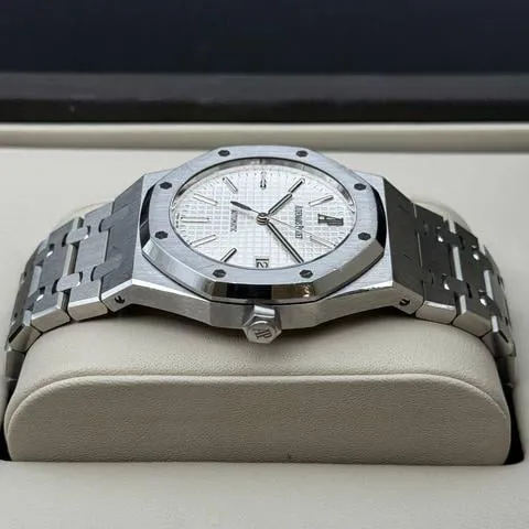 Audemars Piguet Royal Oak 15300ST Stainless steel White 3