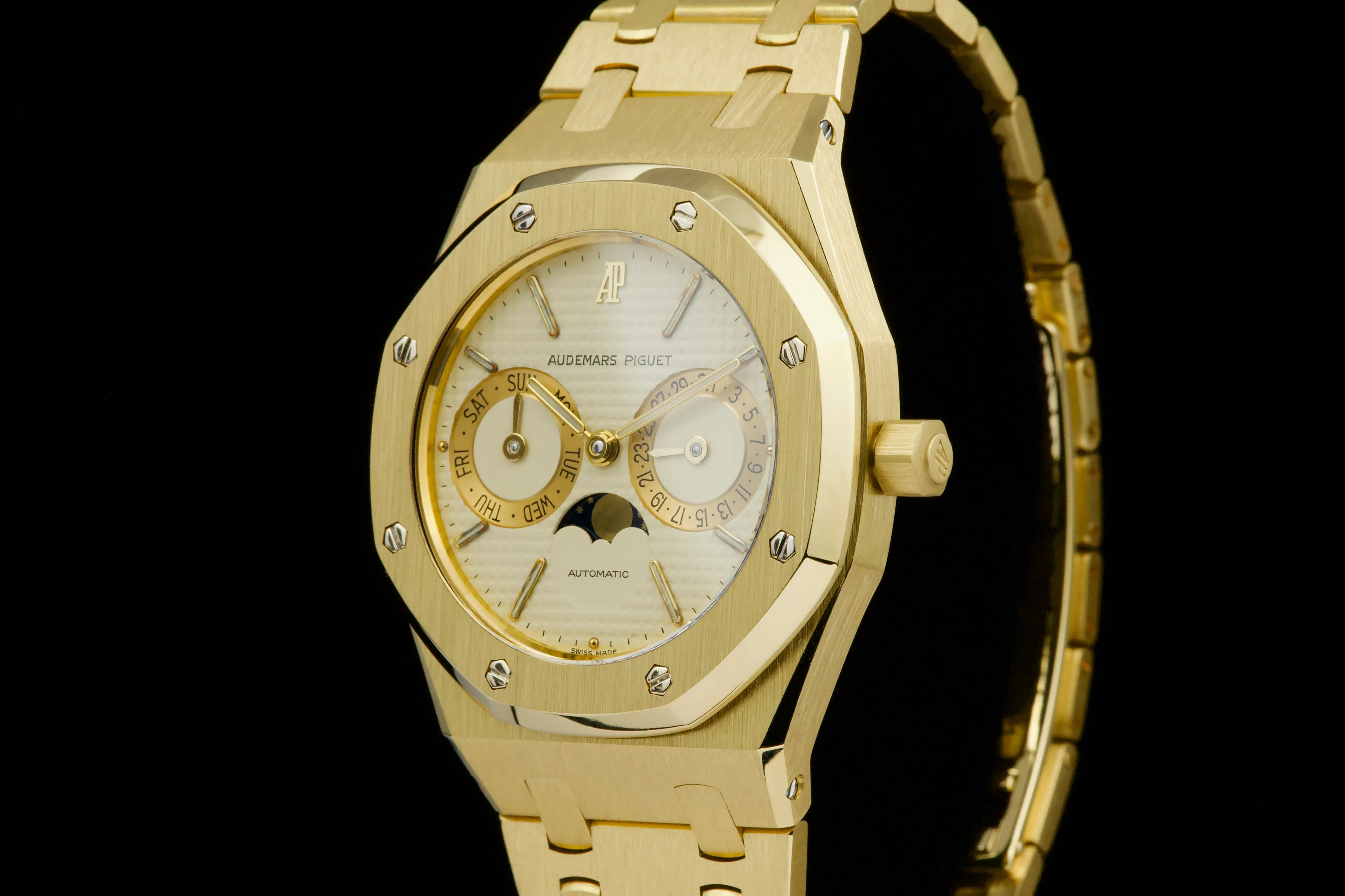 Audemars Piguet Royal Oak 25594BA 36mm Yellow gold Cream 2