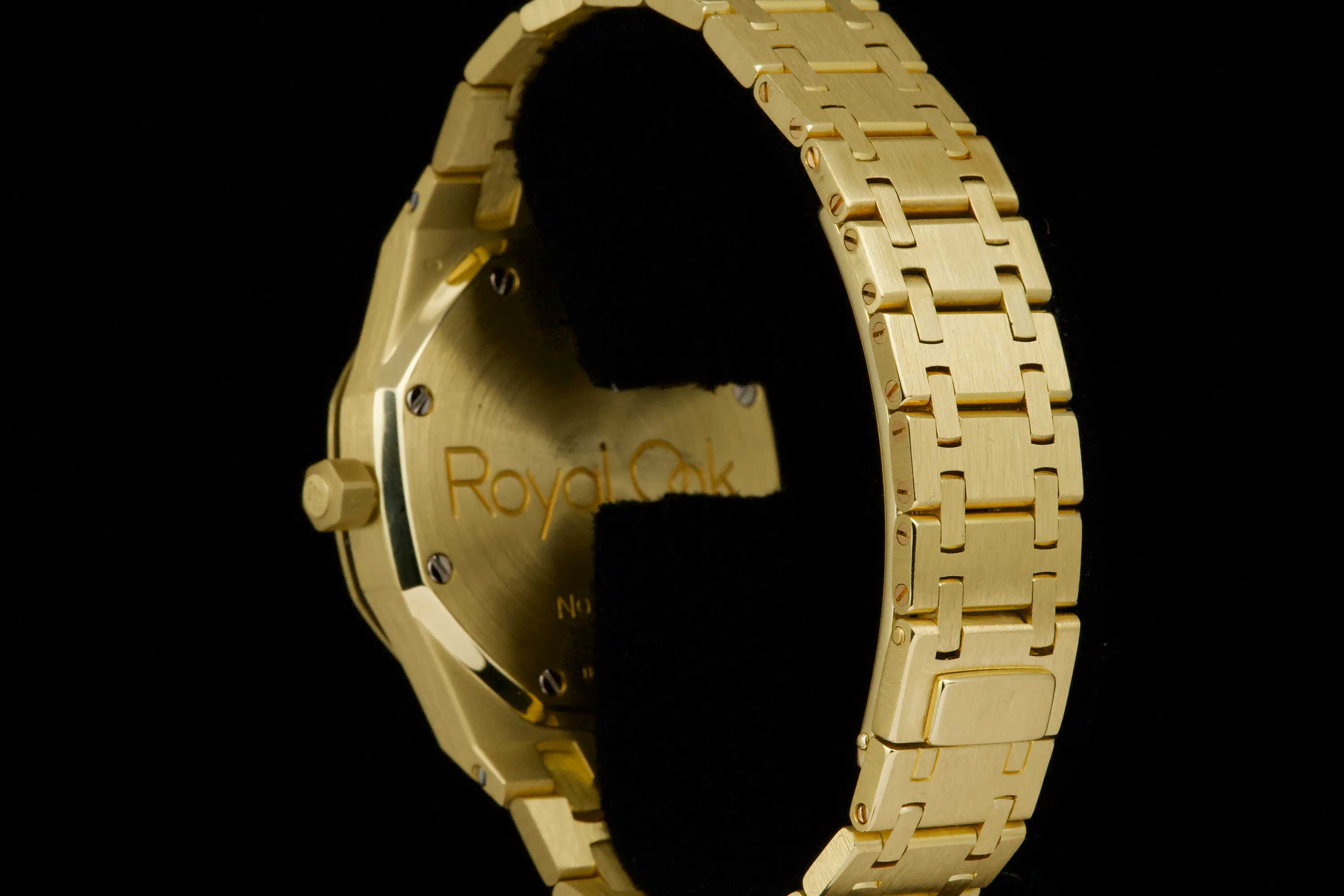 Audemars Piguet Royal Oak 25594BA 36mm Yellow gold Cream 12