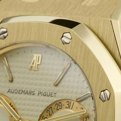 Audemars Piguet Royal Oak 25594BA 36mm Yellow gold Champagne 5