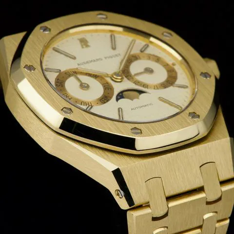 Audemars Piguet Royal Oak 25594BA 36mm Yellow gold Champagne 9