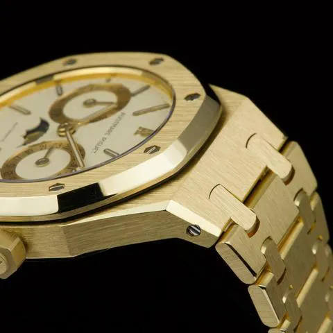 Audemars Piguet Royal Oak 25594BA 36mm Yellow gold Champagne 11