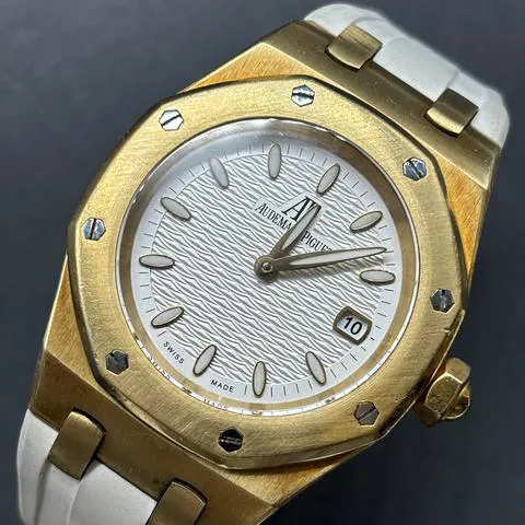 Audemars Piguet Royal Oak Lady 67600BA.OO.D090CR.01 Yellow gold Silver