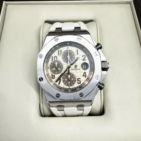 Audemars Piguet Royal Oak Offshore 26470ST.OO.A801CR.01 42mm Stainless steel Beige