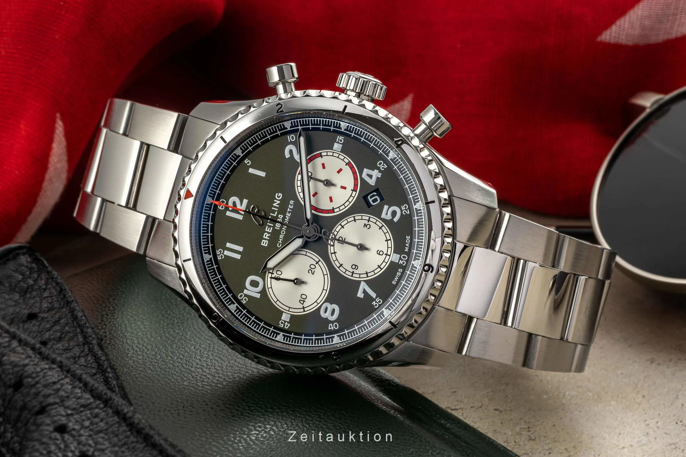 Breitling Aviator 8 AB01192A1L1A1 43mm Stainless steel Green 2