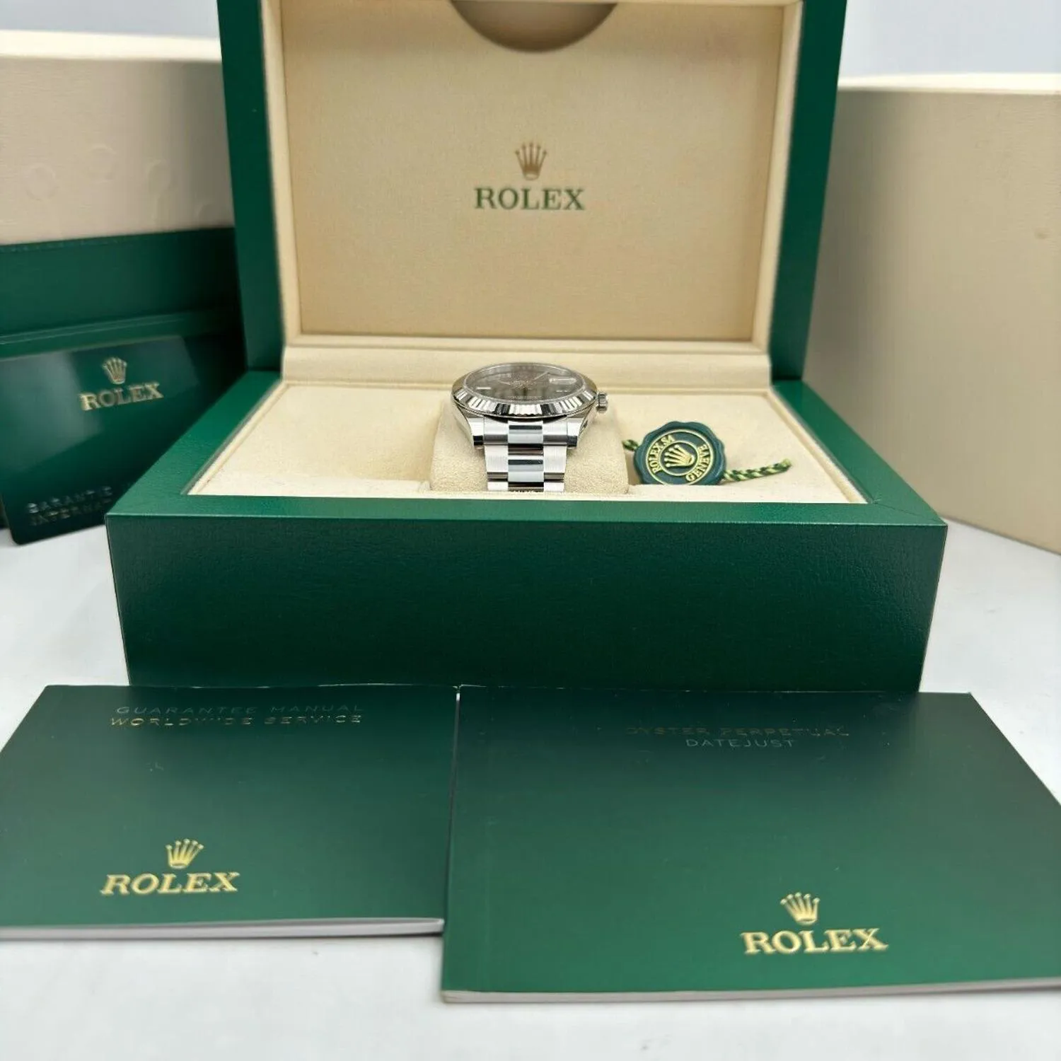 Rolex Datejust 41 126334-0021 41mm White gold and Oystersteel Gray 7