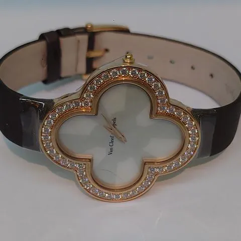 Van Cleef & Arpels Alhambra VCARO30100 40mm Rose gold White 9