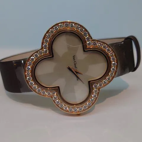 Van Cleef & Arpels Alhambra VCARO30100 40mm Rose gold White 11