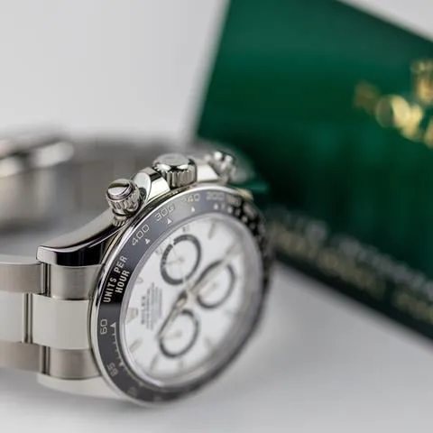 Rolex Daytona 126500LN 8