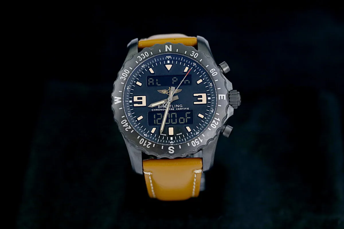 Breitling Chronospace M78366 46mm Stahl Black