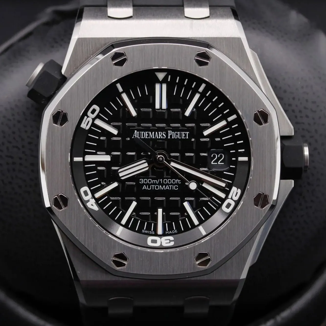 Audemars Piguet Royal Oak Offshore Diver 15703ST.OO.A002CA.01 42mm Stainless steel Black