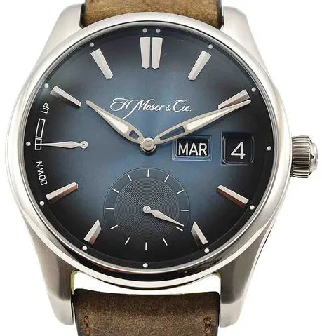 H. Moser & Cie. Pioneer 3808-1201 42mm Stainless steel Blue