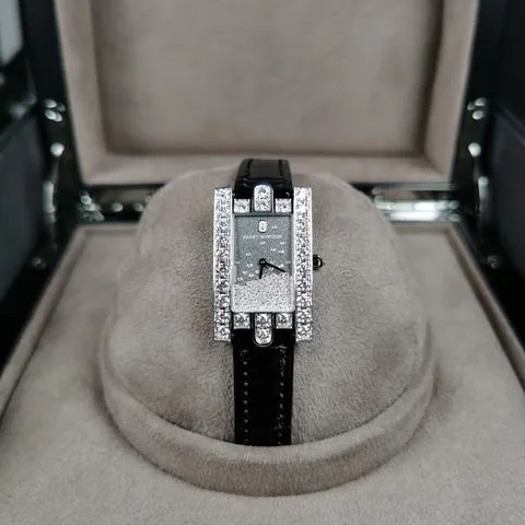 Harry Winston Avenue AVEQHM21WW280 21.4mm White gold 2