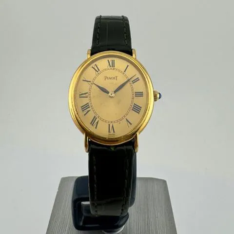 Piaget 9822 24mm Yellow gold Champagne