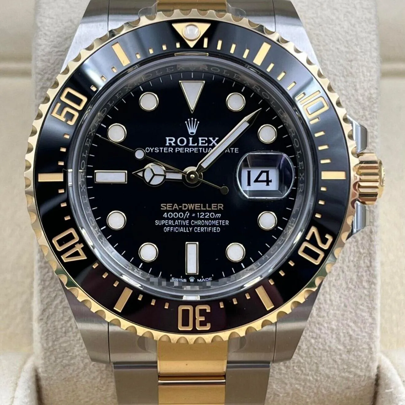 Rolex Sea-Dweller 126603-0001 43mm Yellow gold and Oystersteel Black