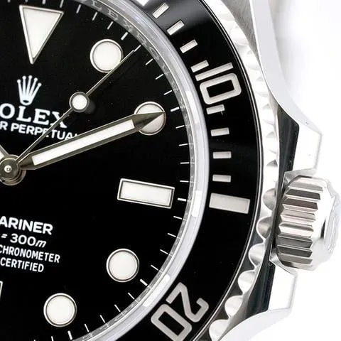 Rolex Submariner (No Date) 41 124060 41mm Stainless steel Black 14