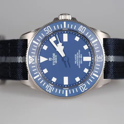 Tudor Pelagos 25707B 42mm Titanium Blue 4