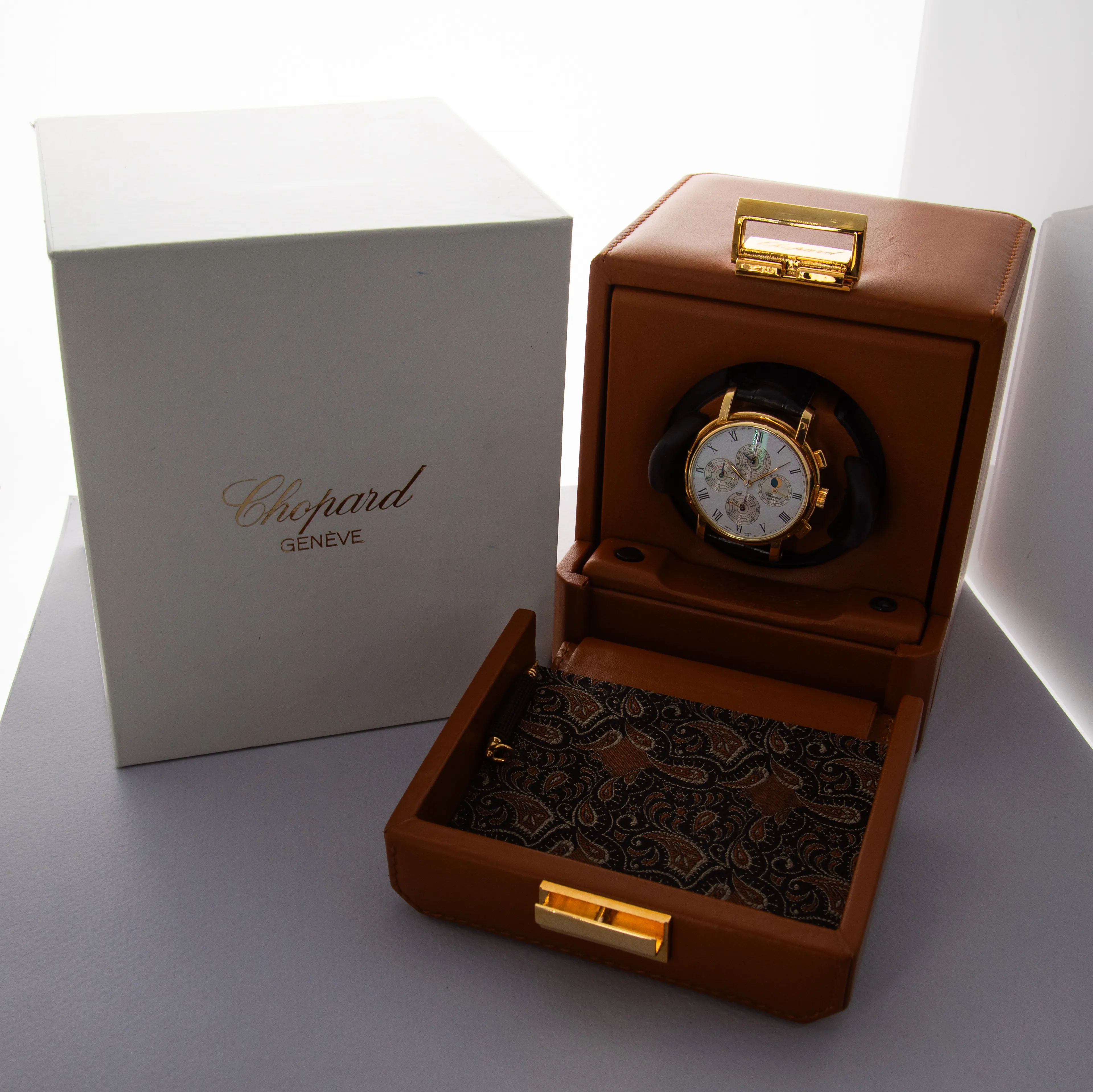 Chopard Classic Quantieme 36/1224 41mm Yellow gold White 14