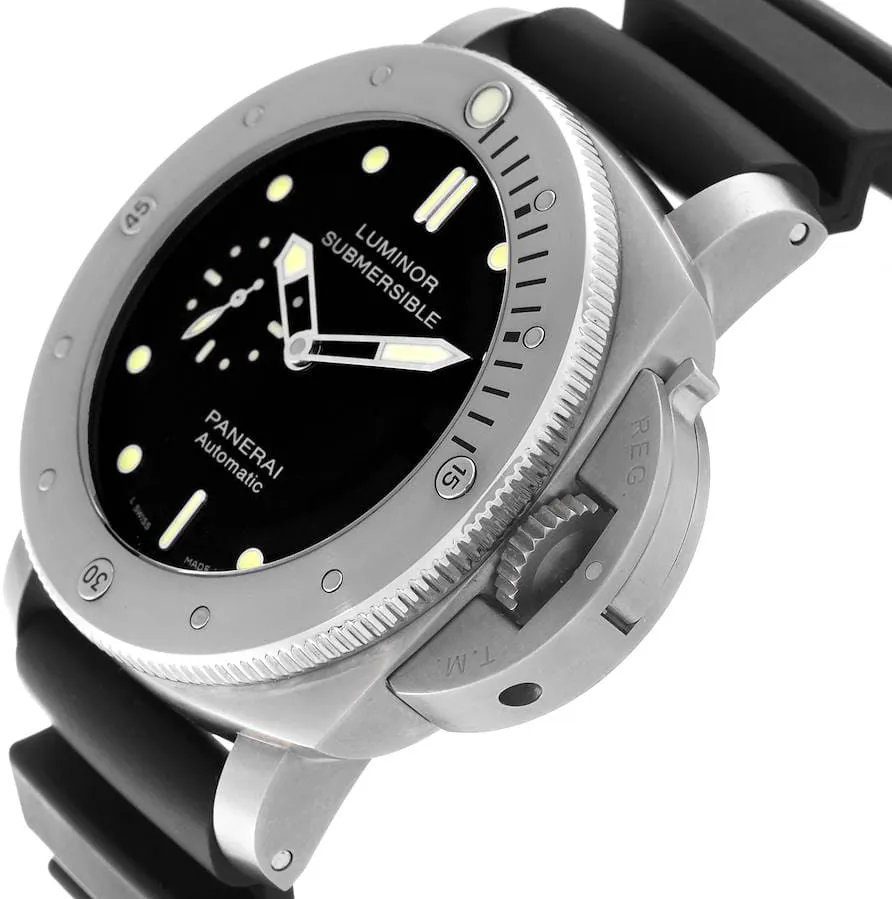 Panerai Submersible PAM 00305 47mm Titanium Black 1